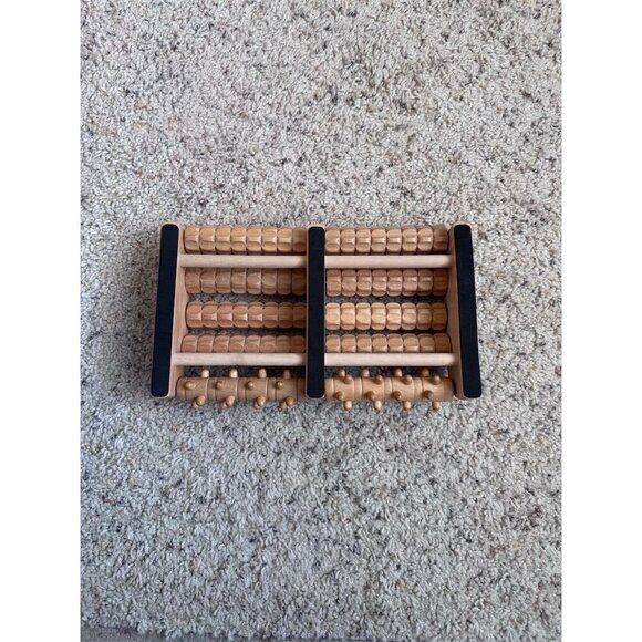 Theraflow Wooden Dual Foot Reflexology Massager Foot Pain Plantar Fasciitis. - Picture 2 of 4